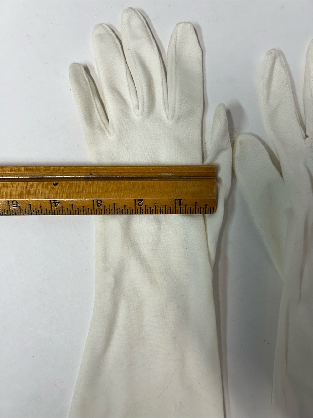Long White Cotton Gloves vintage - Picture 2 of 5
